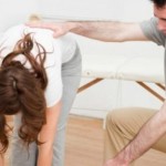 Çocuklarda Omurga Eğriliğinin Belirtileri Nelerdir?