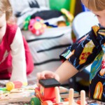 Kreşe Başlayan Çocuğa Anne Baba Nasıl Davranmalı?