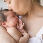 Göbek Bağı Kesilmeden Bebeğinize Sarılın