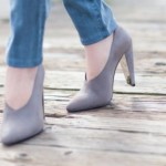 Kadınlar Dar ve Burunlu Ayakkabı Giymemeli