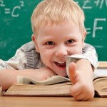 Çocuklarda Okul Başarısını Nasıl Arttırabiliriz?