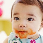 Bebeğe verilen katı gıdalar obezite yapıyor