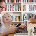 Çalışan Anne Çocuğuna Bu Durumu Nasıl Anlatmalı?