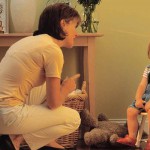 Çocuğa Ceza Verdiğimizde Ona Nasıl Davranmalıyız?