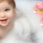 Çocuğumla Birlikte Banyo Yapmam Doğru mu?