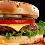Hamburger ve Patates Kızartması Uyuşturuyor