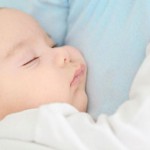 Bebeğinizi Uyuturken Sakat Bırakabilirsiniz